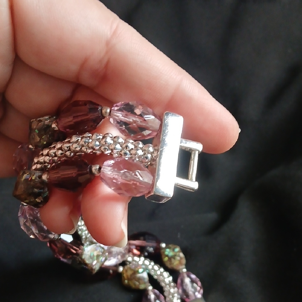 Elegant Purple and Silver Beaded Bracelet - Picture 6 of 7